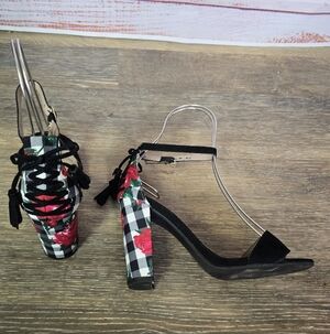 Betsey Johnson Corset Heal Shoes, Black and Red Floral strappy Gingham Roses